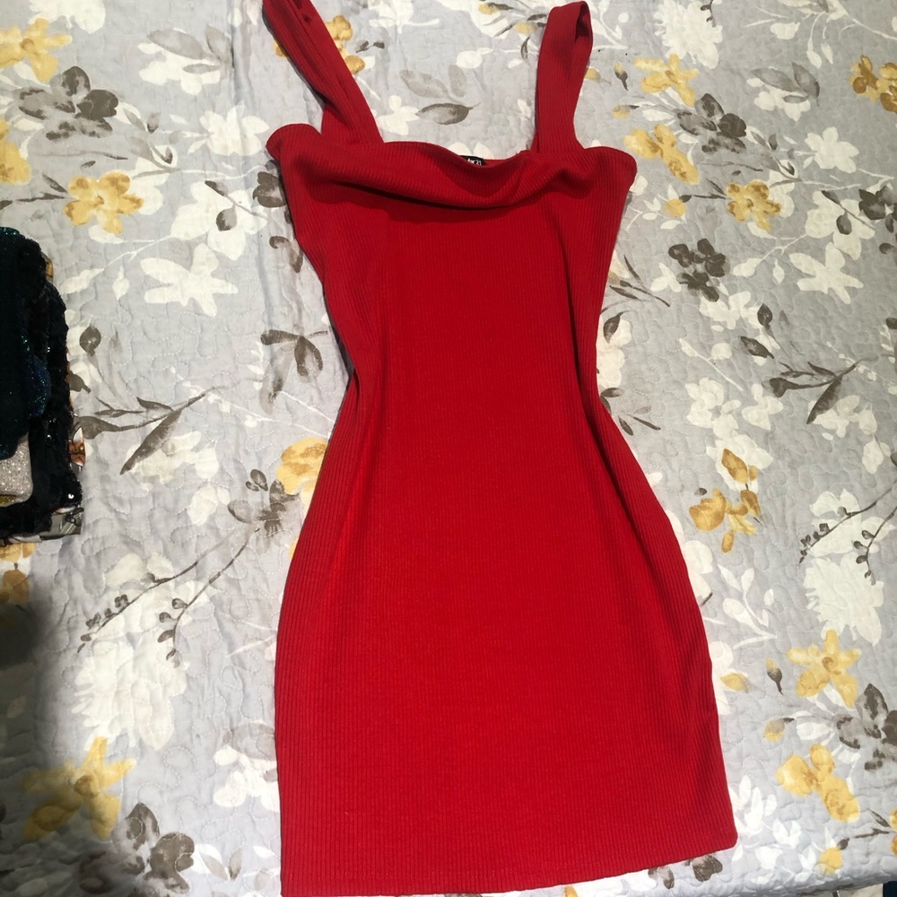 RED DRESS